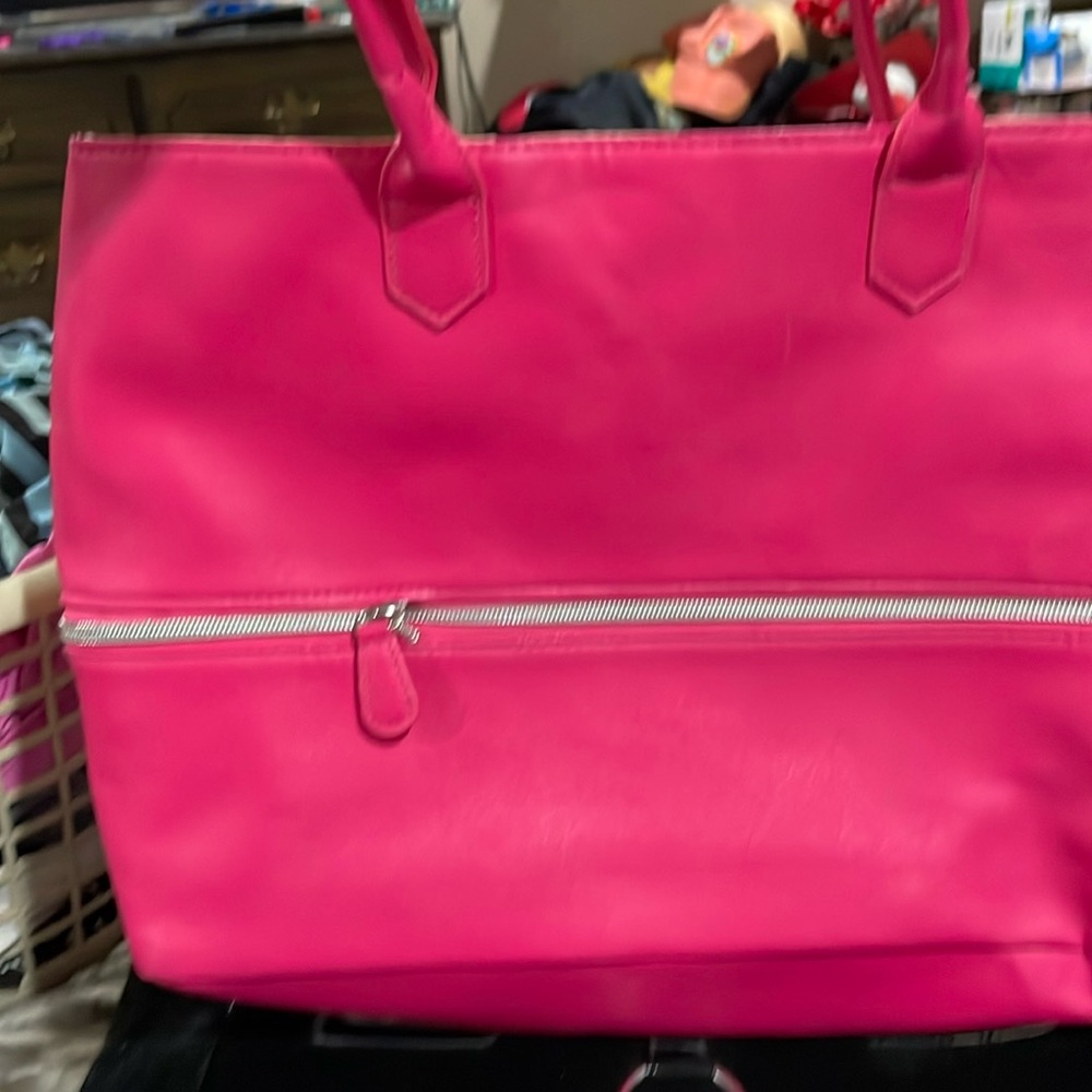 Origami owl convention bag expandable hot pink used for convention only